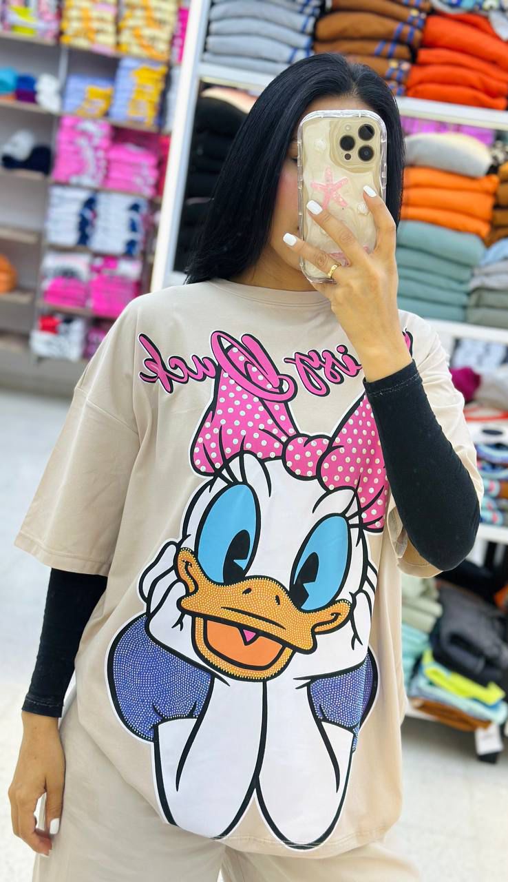 Women’s Oversized T-Shirt – Cartoon Print