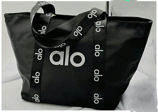 Large Tote Bag – Stylish Travel & Gym Shoulder Bag