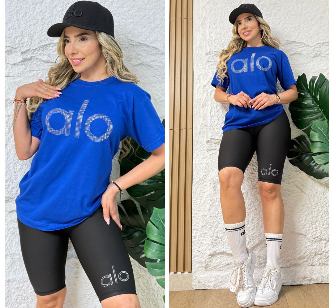 Women’s Active Set – Rhinestone Cold-Fabric T-Shirt & Suplex Biker Shorts