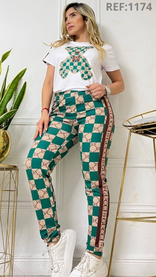 Women’s Fashion Two-Piece Set – Printed T-Shirt & Pattern Jogger