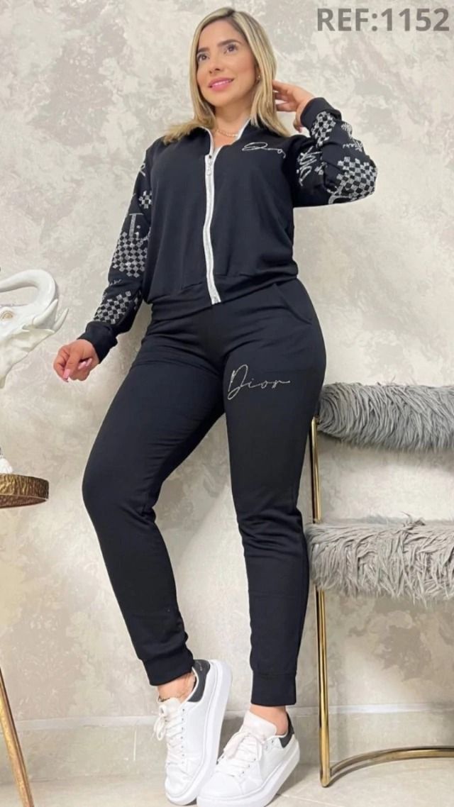 Women’s Casual Tracksuit Set – Zip Jacket & Jogger Pants